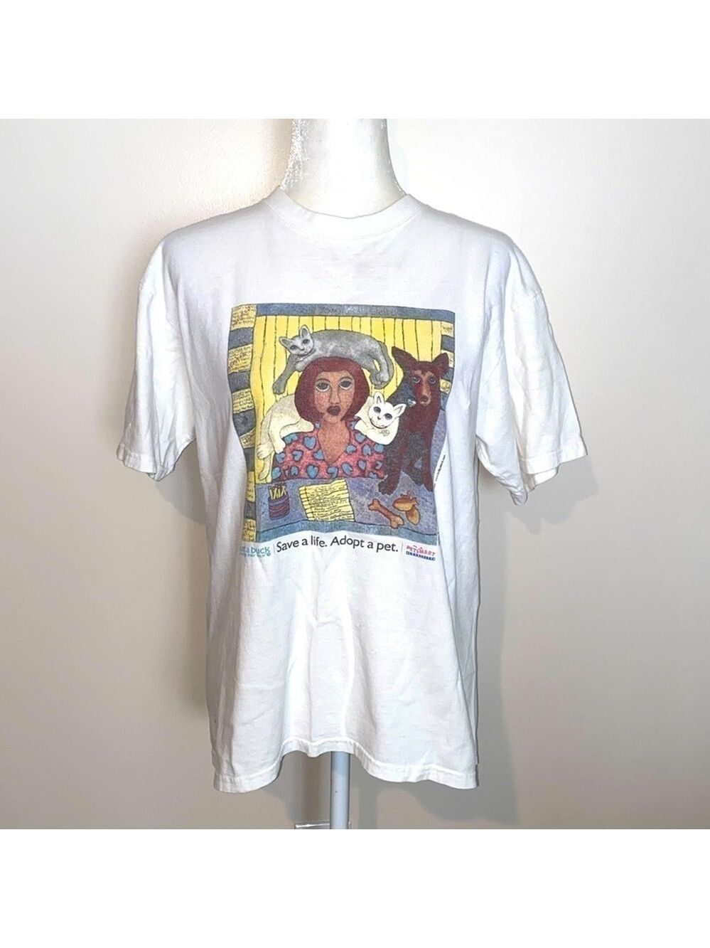 Vintage Y2K childless cat lady petsmart Tshirt